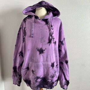 NWOT Original Paperbacks purple unisex tie dye